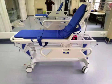 Hospitalis Expositio Primo Aid ICU Luxuriosa plana Vehiculum Patientes estote apparatu Ambulance lectulum lectulo ad patientes estote locus