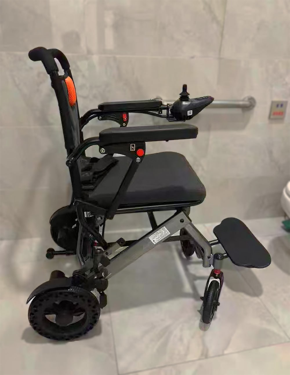 BME1027 Transit Electric Wheelchair Indoor II