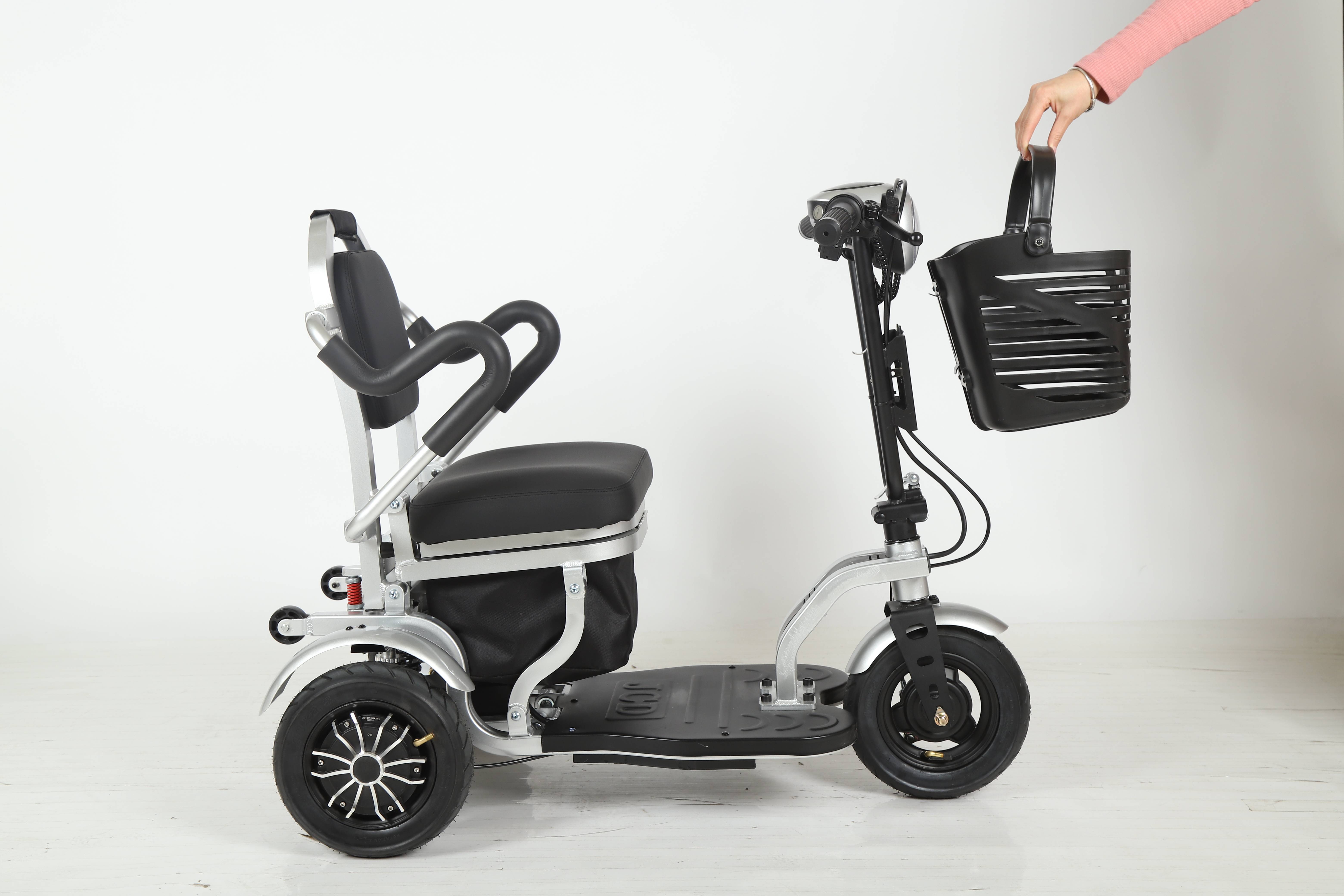 Omnes locorum summo rated mobilitatis scooter cum trailer