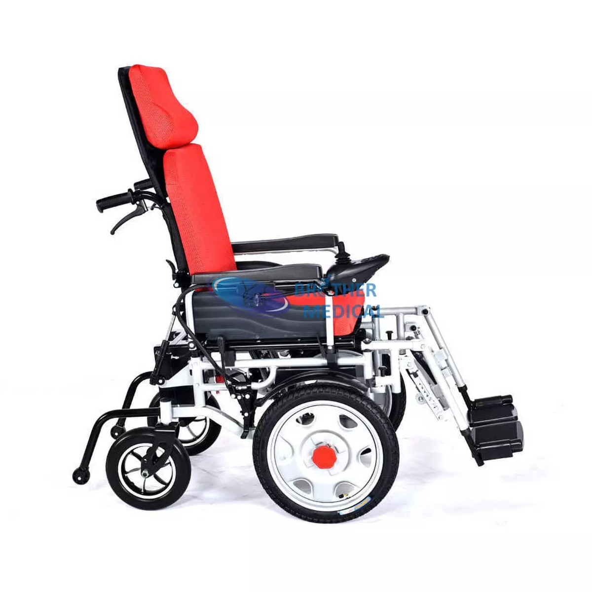 Accessible Electric wheelchair ad orthopaedicarum convaluisset