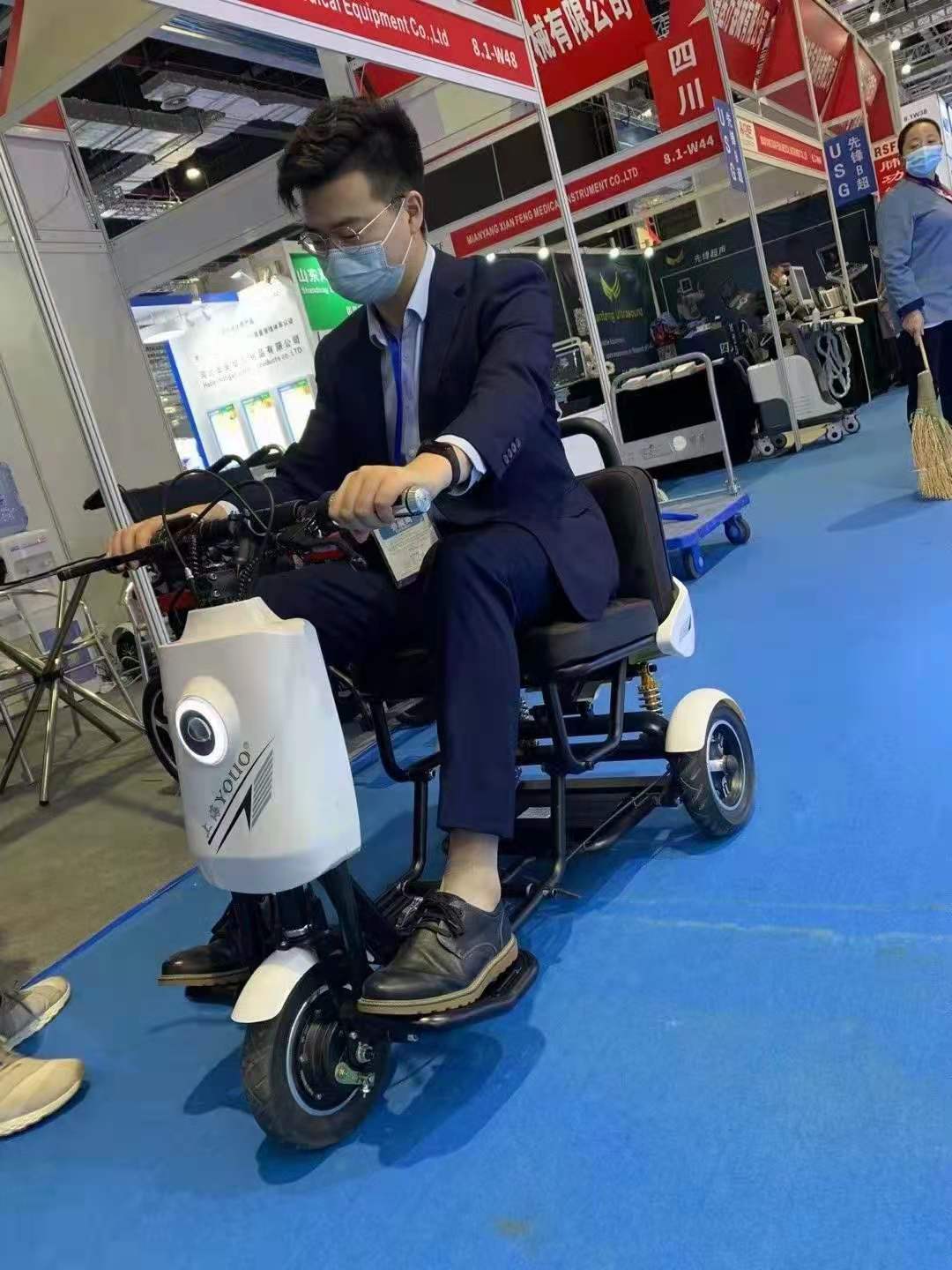 Omnes locorum summo rated mobilitatis scooter cum trailer