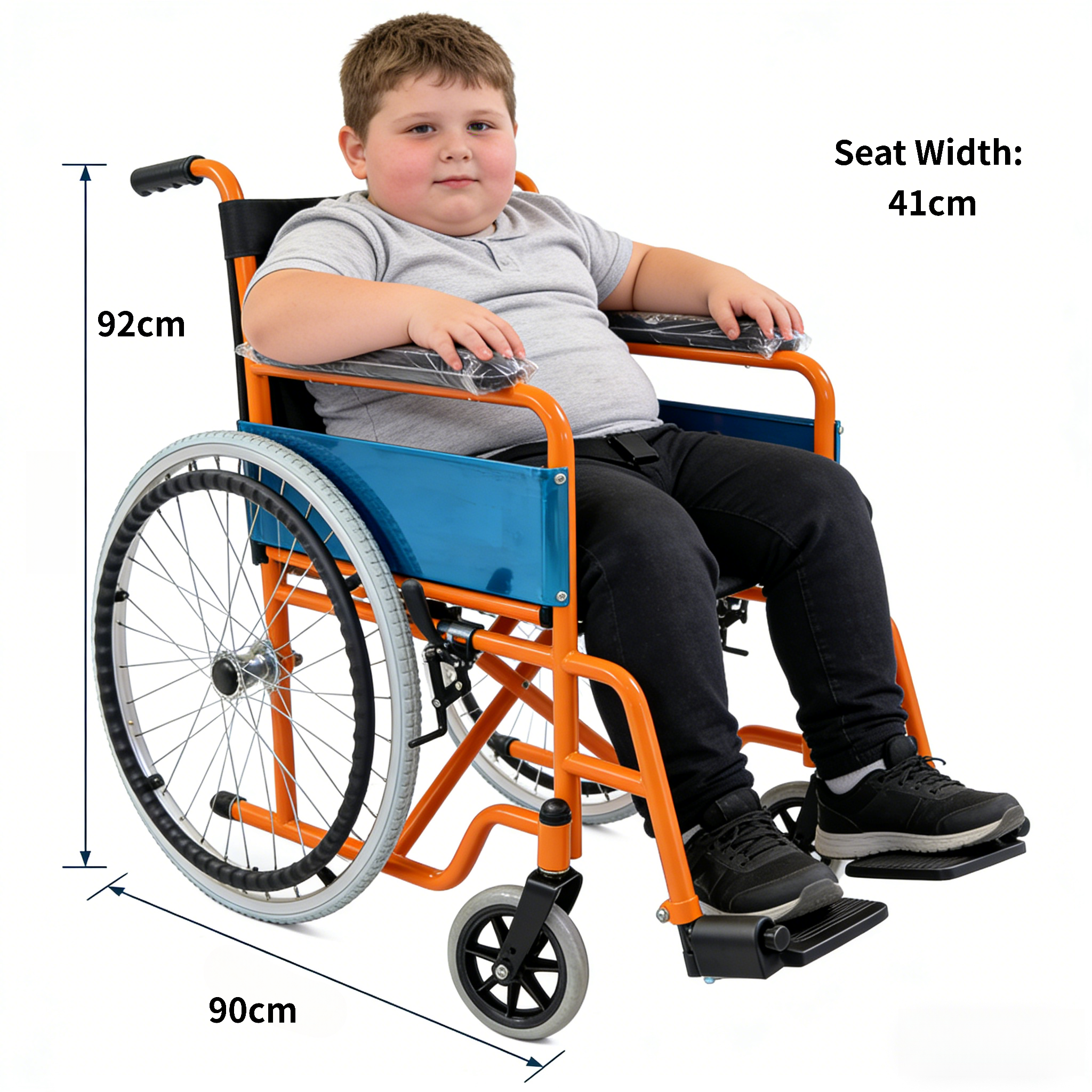 pueri sedens in XVI digitis pediatric wheelchair